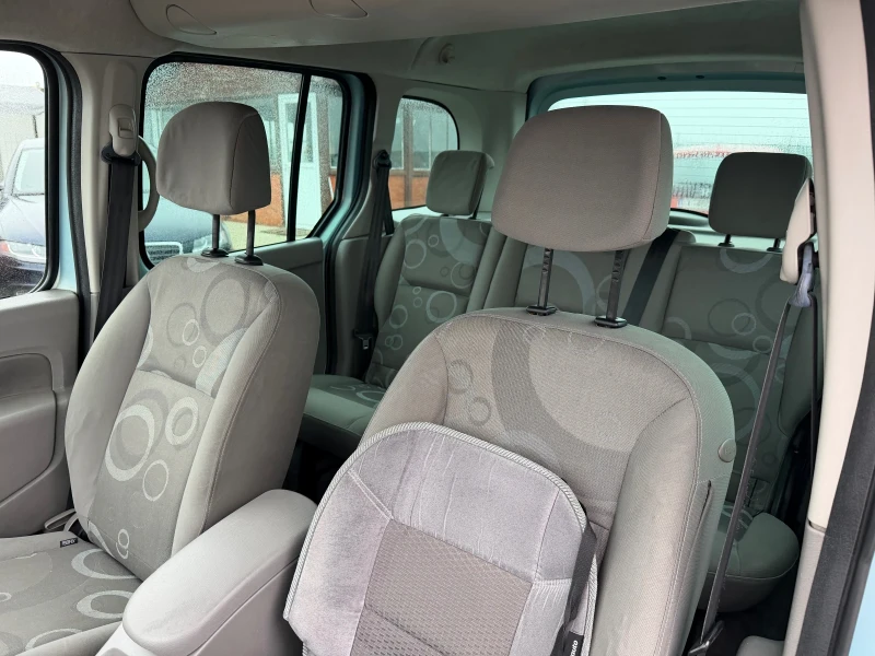 Renault Kangoo 1.5 DCI, снимка 12 - Автомобили и джипове - 53129676