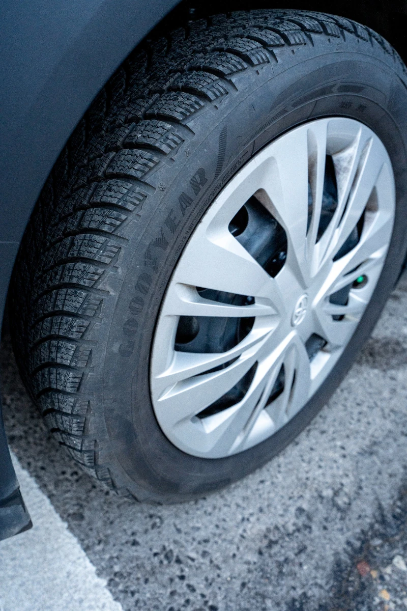 Toyota Aygo X 1.0P Play CVT, снимка 13 - Автомобили и джипове - 53463055