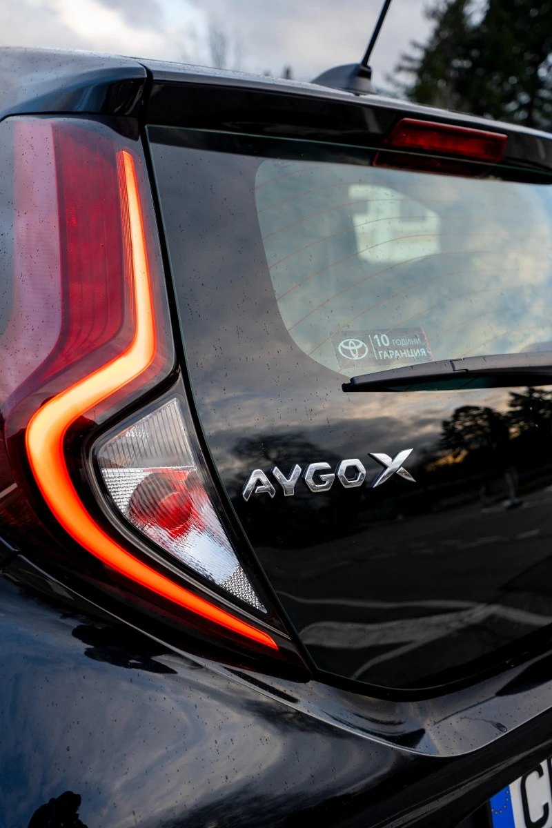 Toyota Aygo X 1.0P Play CVT, снимка 7 - Автомобили и джипове - 53463055