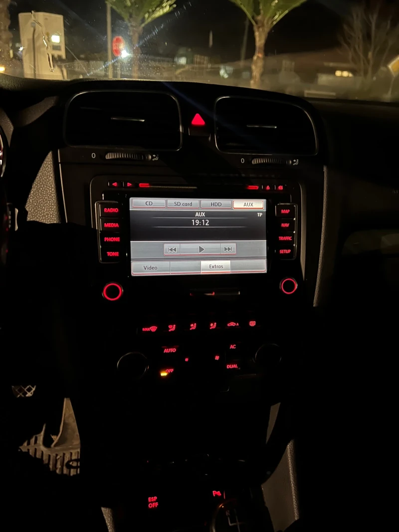 VW Golf, снимка 7 - Автомобили и джипове - 53599009