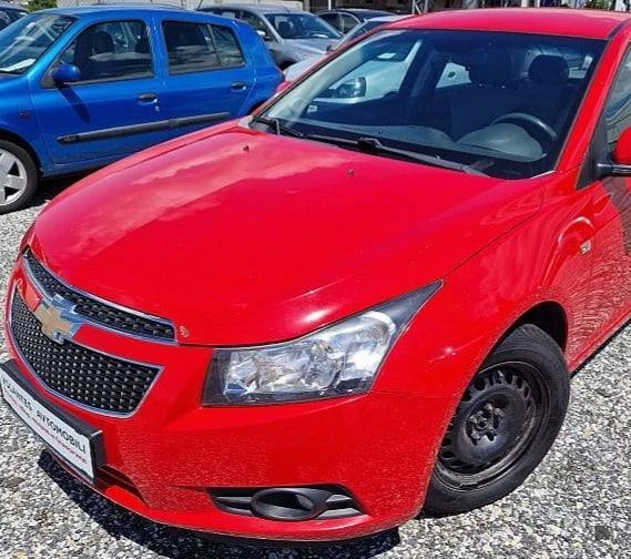 Chevrolet Cruze, снимка 2 - Автомобили и джипове - 48130172