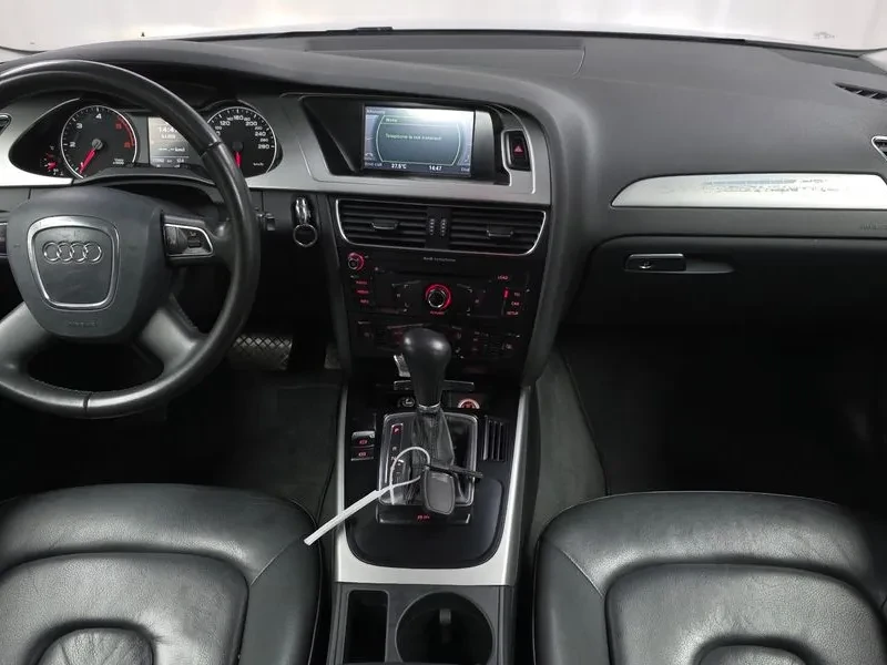 Audi A4 2.0 TDI, снимка 7 - Автомобили и джипове - 54550846