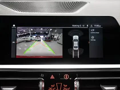 BMW 330 xDrive , снимка 11 - Автомобили и джипове - 55267122
