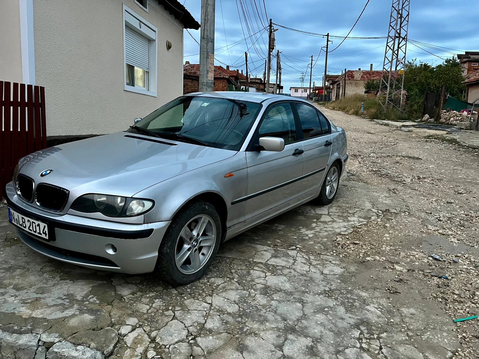 BMW 320  - изображение 4