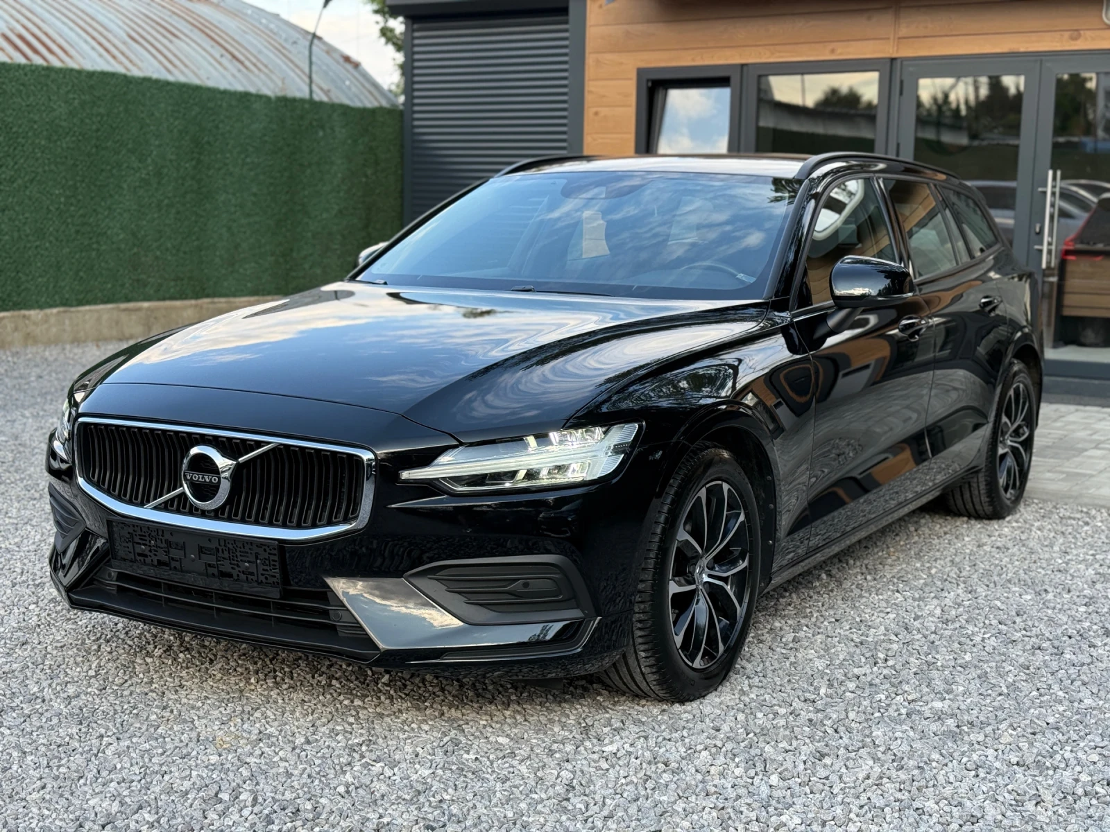 Volvo V60 2.0/B3/MildHybrid/163hp/Automatic/ | Mobile.bg   1