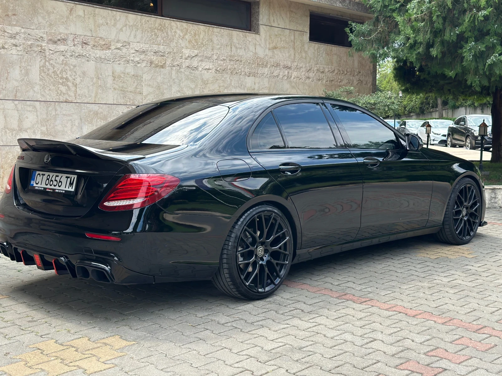 Mercedes-Benz E 220 BRABUS PACK / ACTIVE SOUND - изображение 4