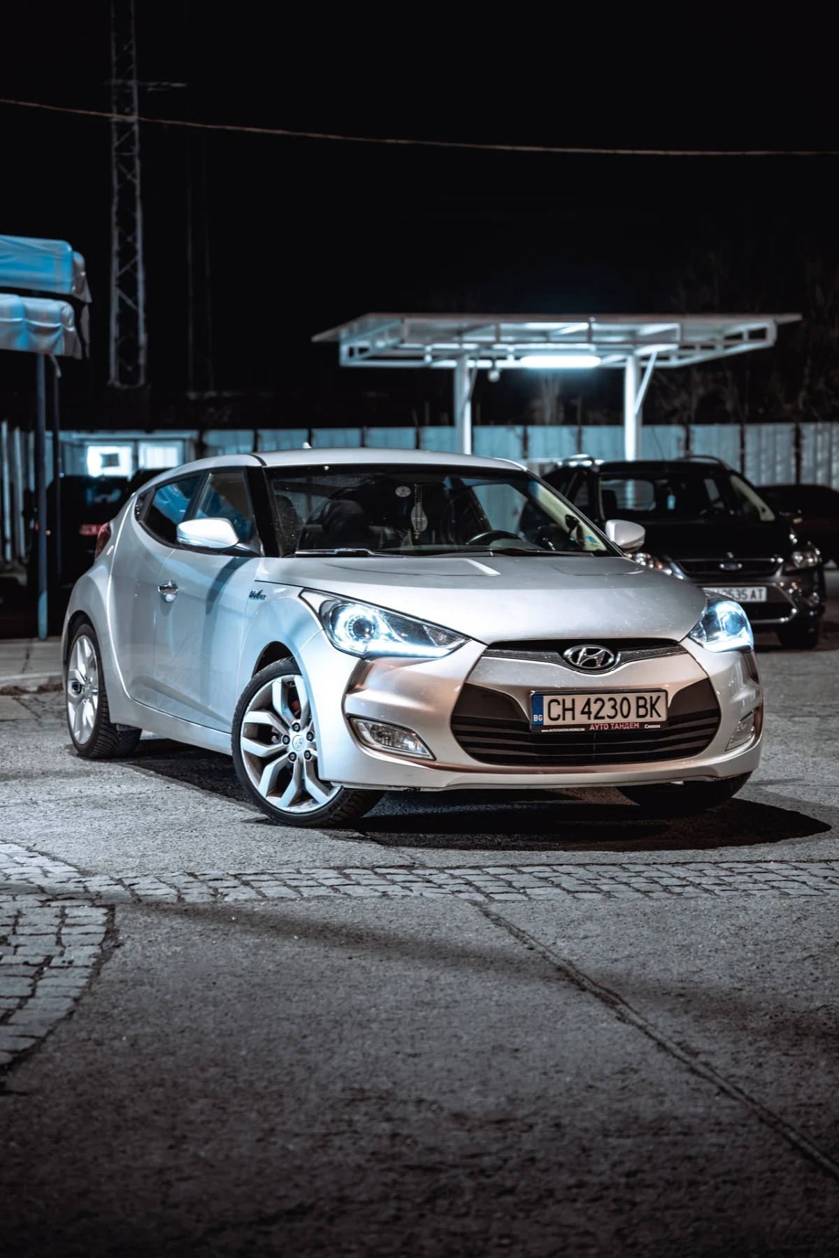 Hyundai Veloster   - изображение 3