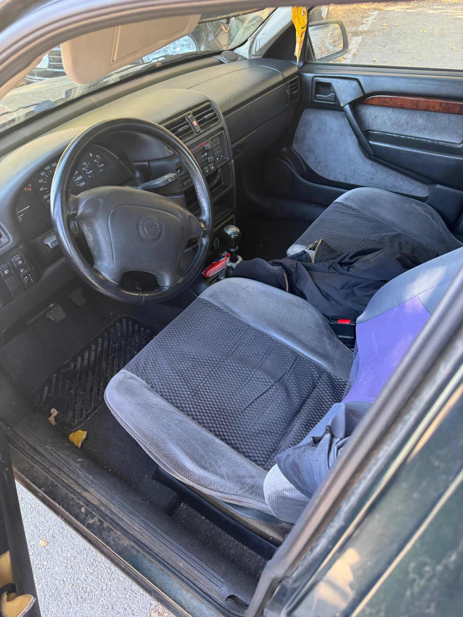 Opel Vectra Седан - изображение 6