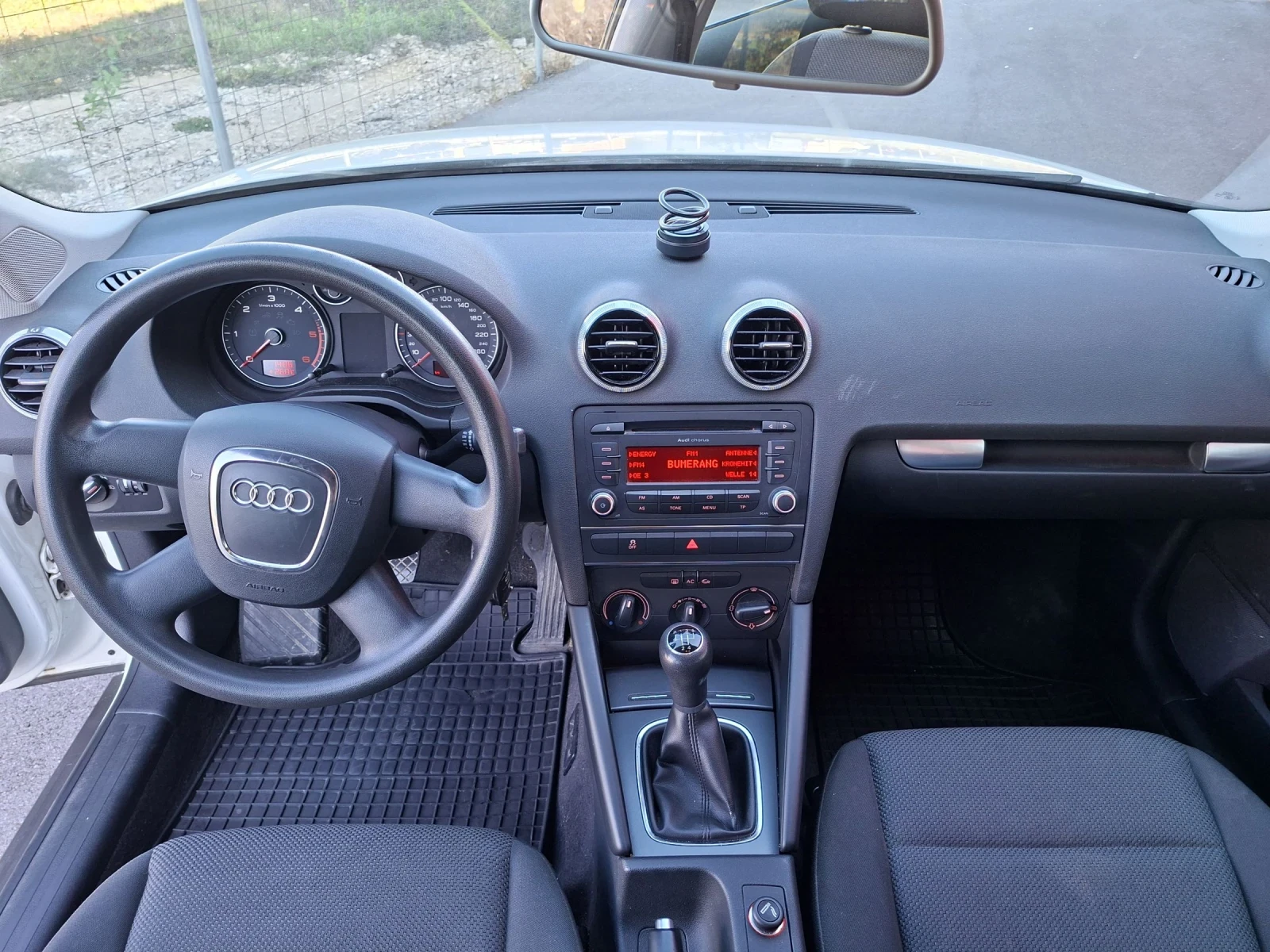Audi A3 1.6 . TDI. 90кс.  ТОП | Mobile.bg — изображение 14