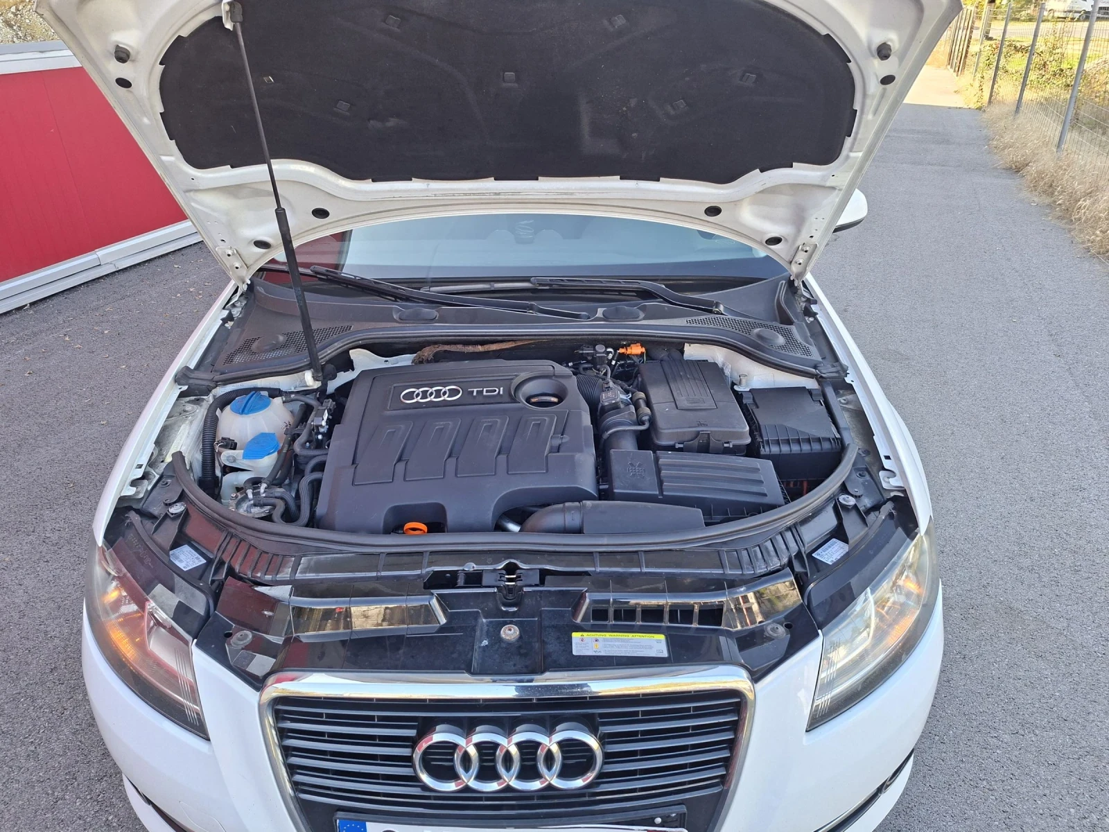 Audi A3 1.6 . TDI. 90кс.  ТОП | Mobile.bg — изображение 15
