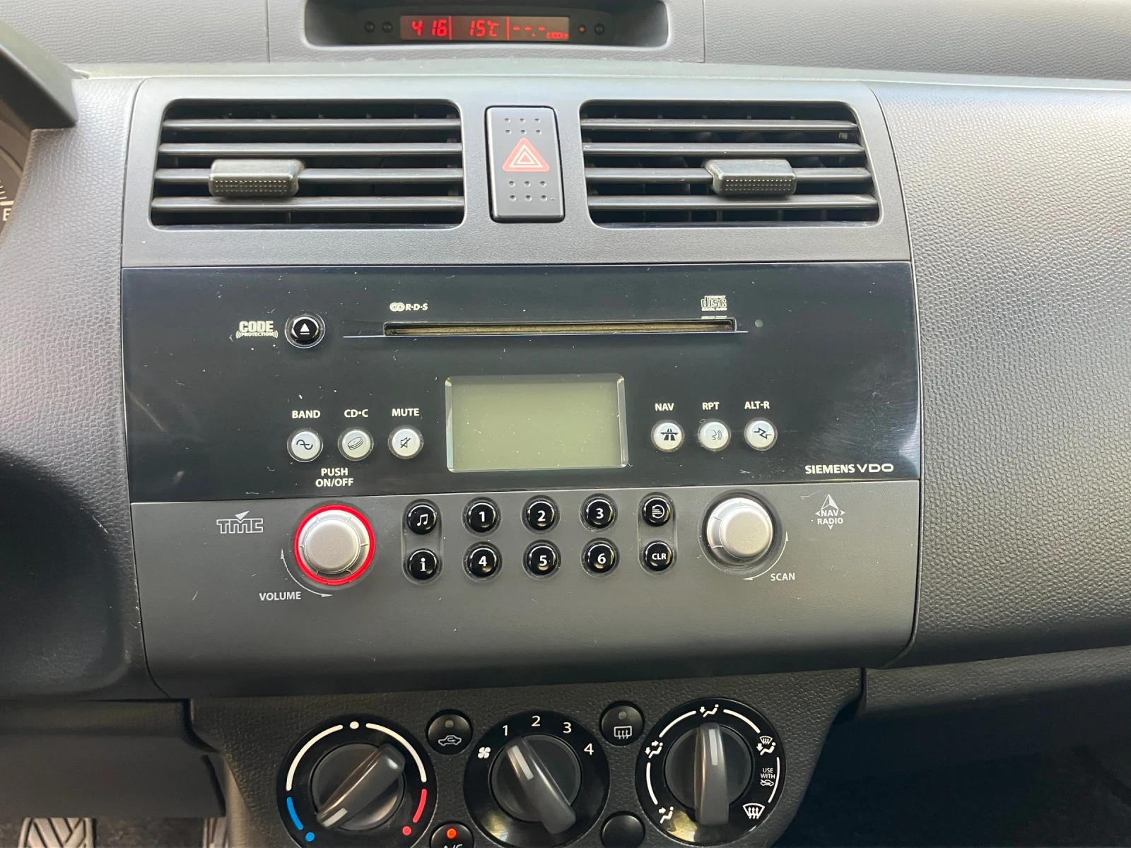 Suzuki Swift 1.5 VVT | Mobile.bg   13