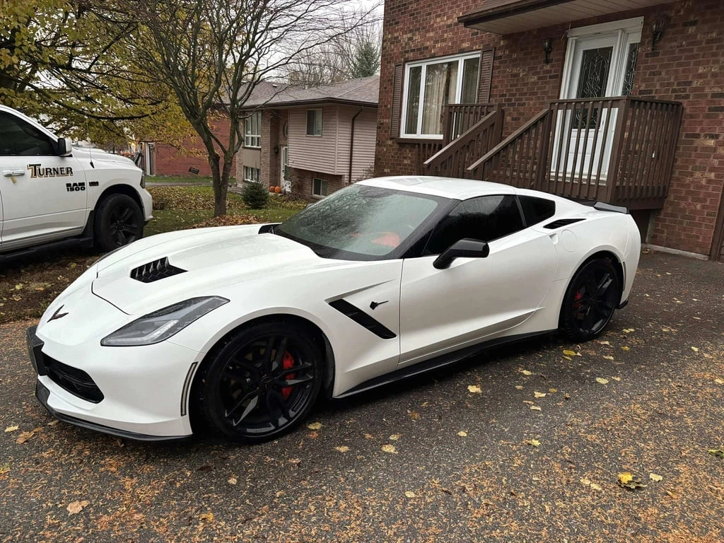 Chevrolet Corvette 1LT  CARFAX | Mobile.bg   15