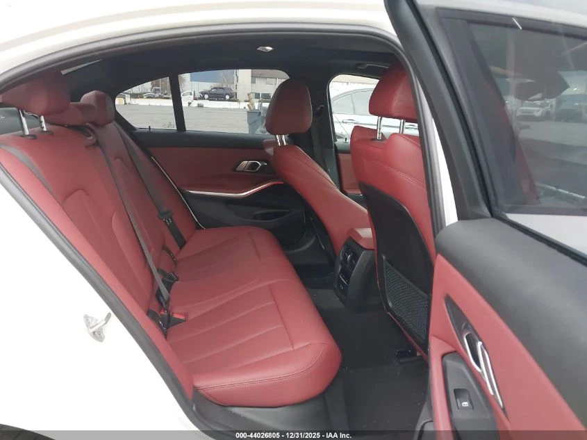 BMW 330 2.0L I-4 DI, DOHC, VVT, TURBO, 255HP Rear Wheel | Mobile.bg � ����������� 13