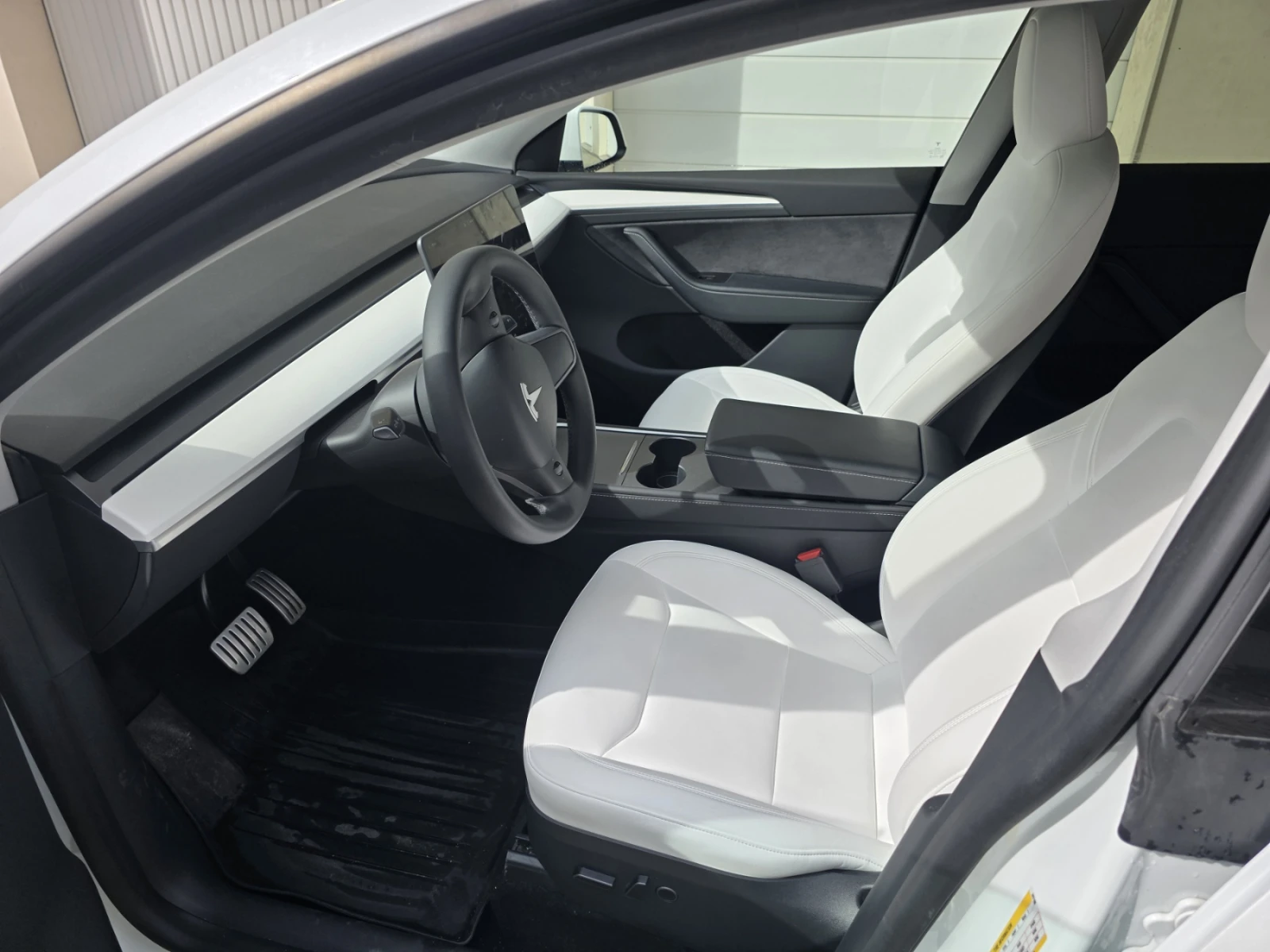 Tesla Model Y Performance, снимка 3 - Автомобили и джипове - 54181760