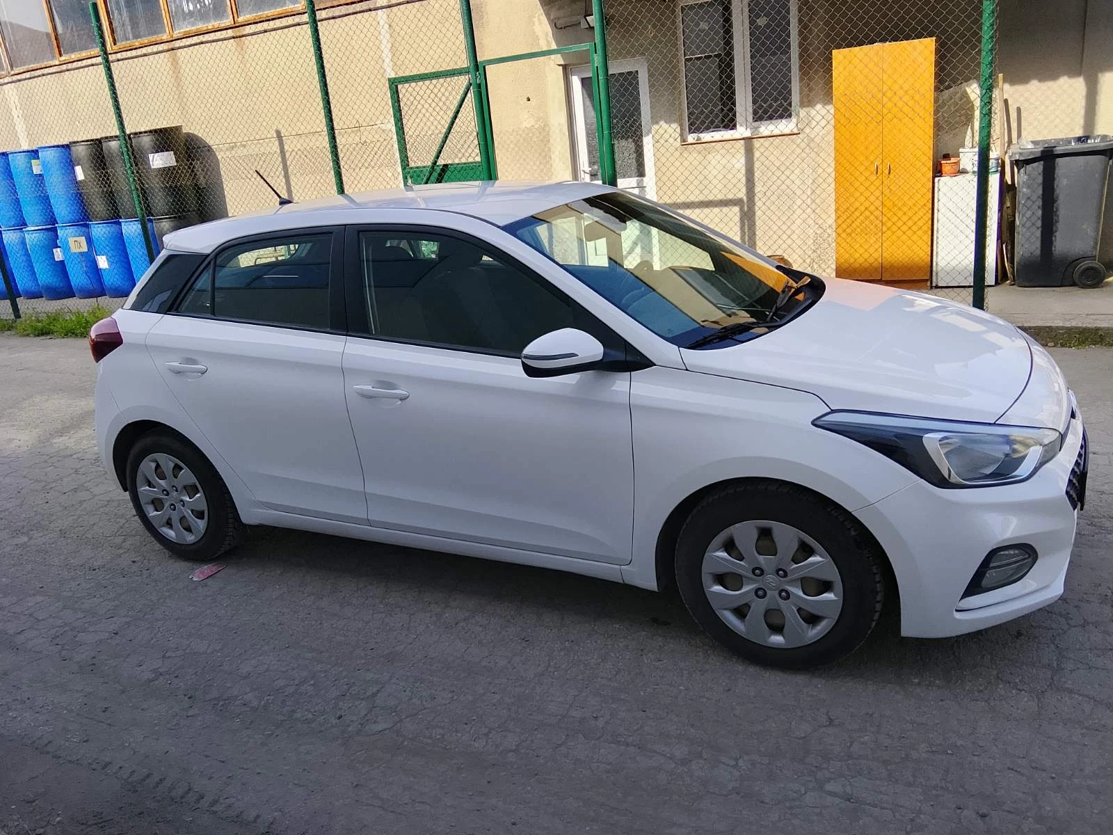 Hyundai I20, снимка 4 - Автомобили и джипове - 54214057