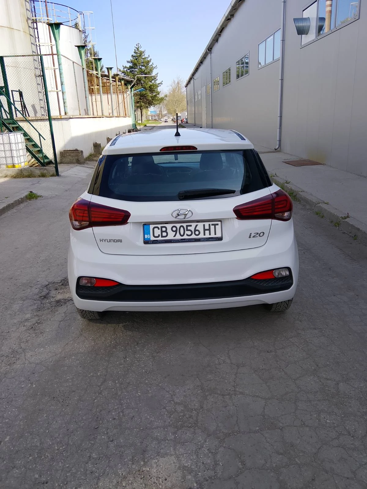 Hyundai I20, снимка 2 - Автомобили и джипове - 54214057