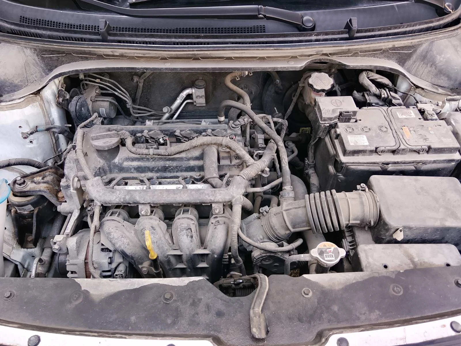 Hyundai I20, снимка 11 - Автомобили и джипове - 54214057