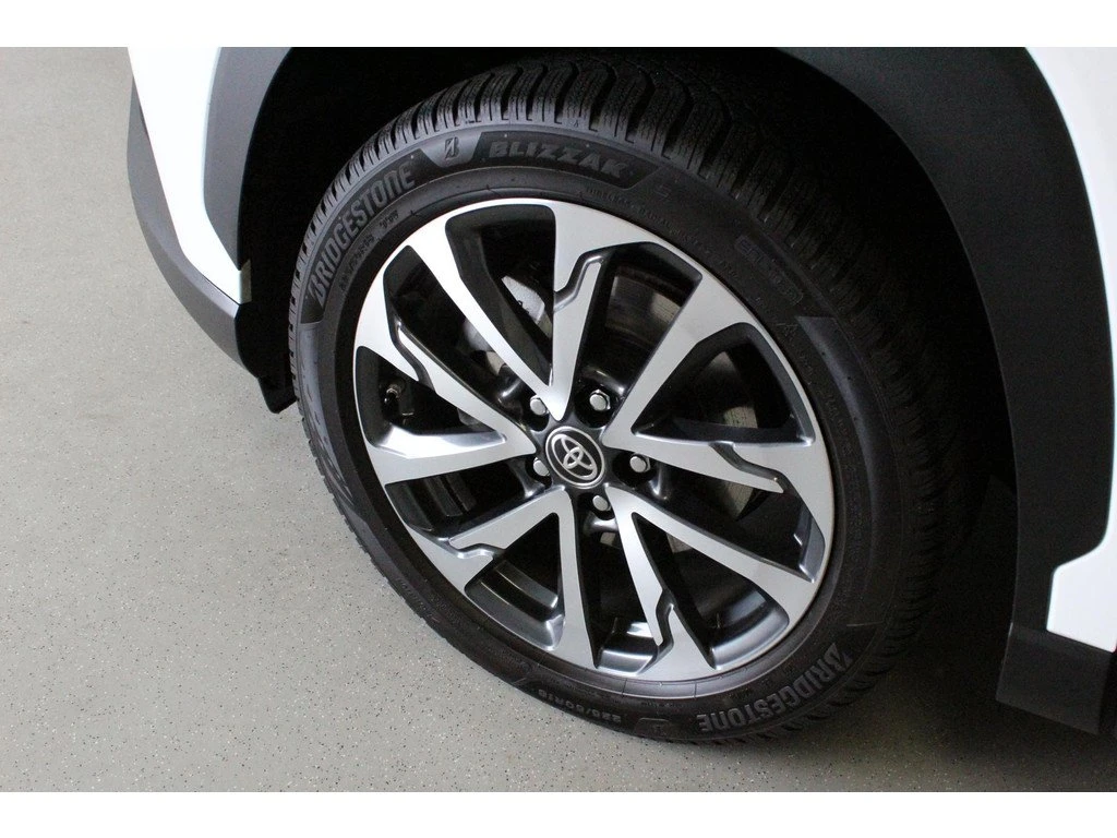 Toyota Corolla Cross Business - Hybrid, снимка 17 - Автомобили и джипове - 54251554