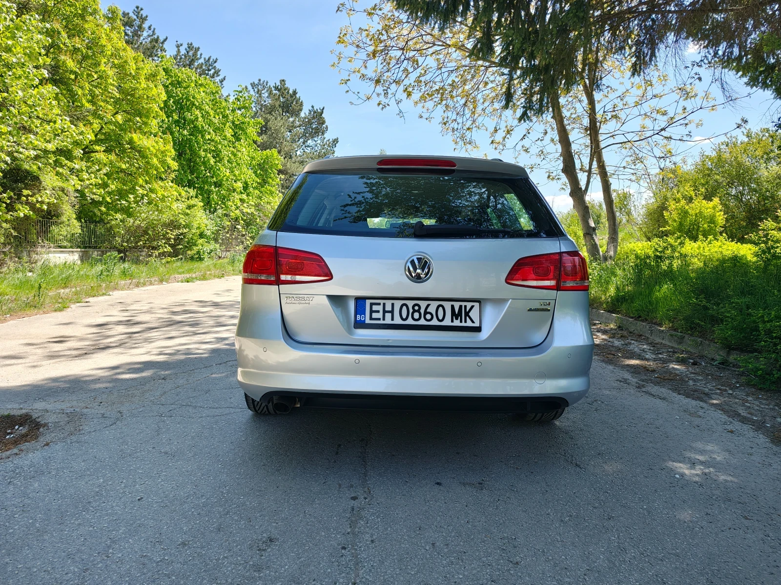 VW Passat 1, 6-105 к.с., снимка 5 - Автомобили и джипове - 54322052