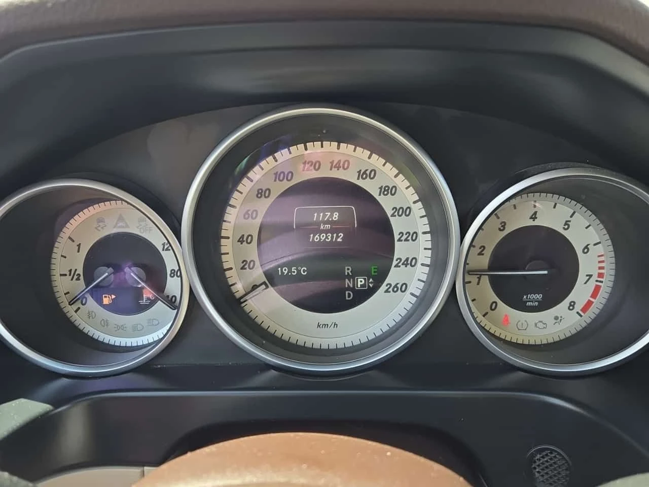 Mercedes-Benz E 300 AMG LINE/CARFAX /����/����/�������/�������� | Mobile.bg � ����������� 9