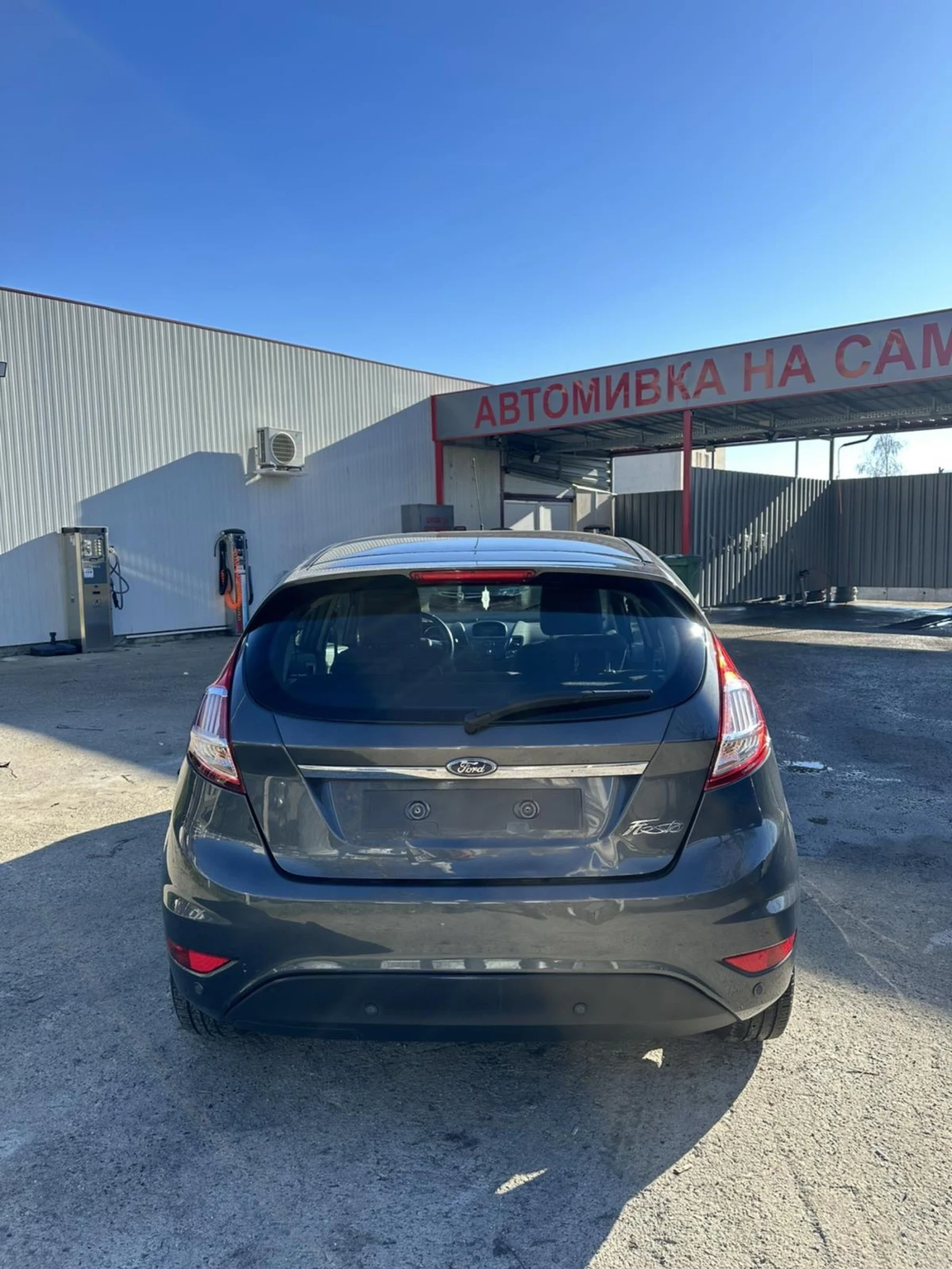Ford Fiesta, снимка 2 - Автомобили и джипове - 54369156