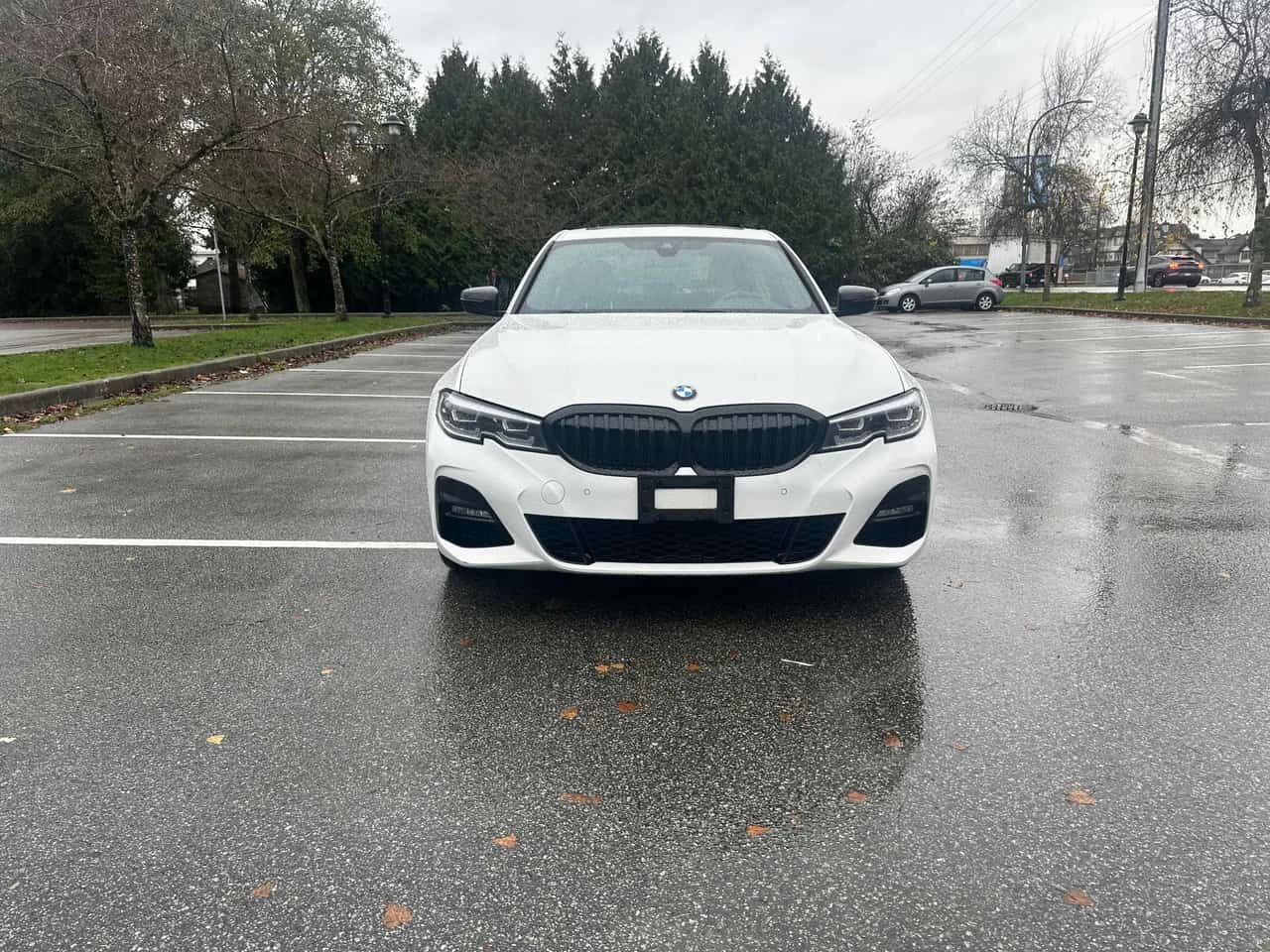 BMW 330 * 330e xDrive * ПОДГРЕВ * ПАМЕТ * CARPLAY, снимка 6 - Автомобили и джипове - 54418092