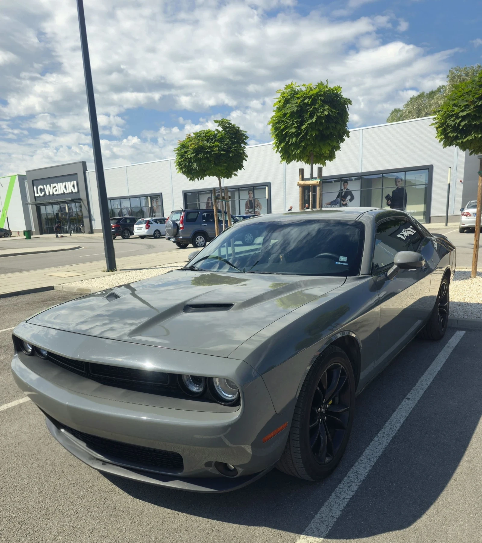 Dodge Challenger 3.6 SXT Plus V6, снимка 2 - Автомобили и джипове - 54669820