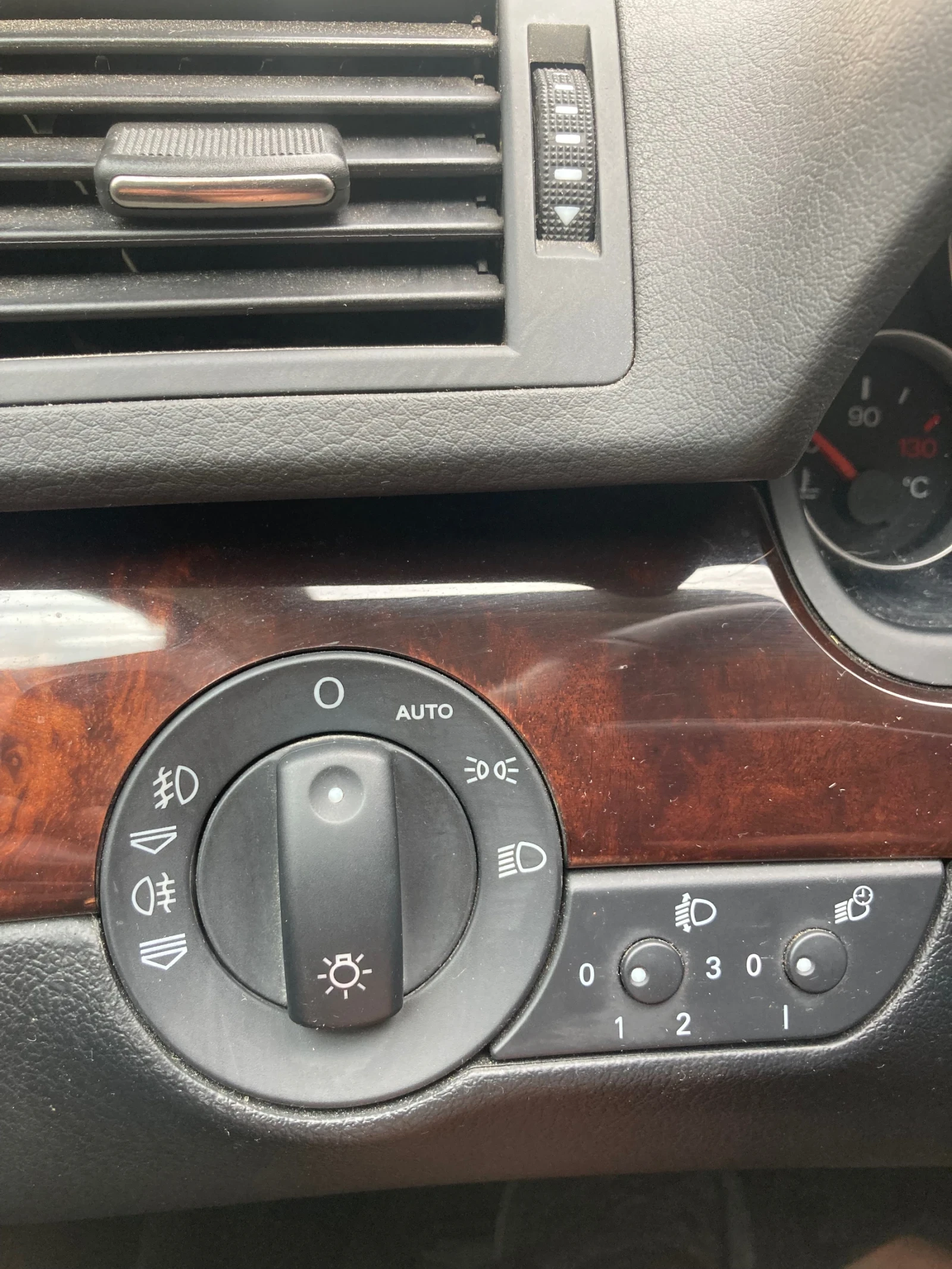 Audi A4 1.9 TDI, снимка 15 - Автомобили и джипове - 55282076