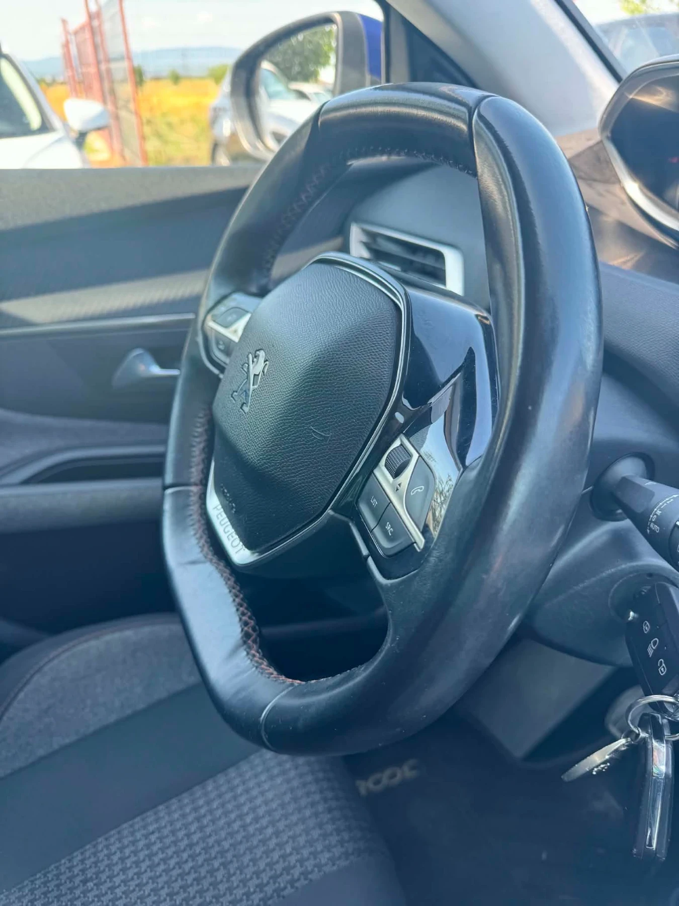 Peugeot 3008 1.2Turbo 130�.� | Mobile.bg � ����������� 11