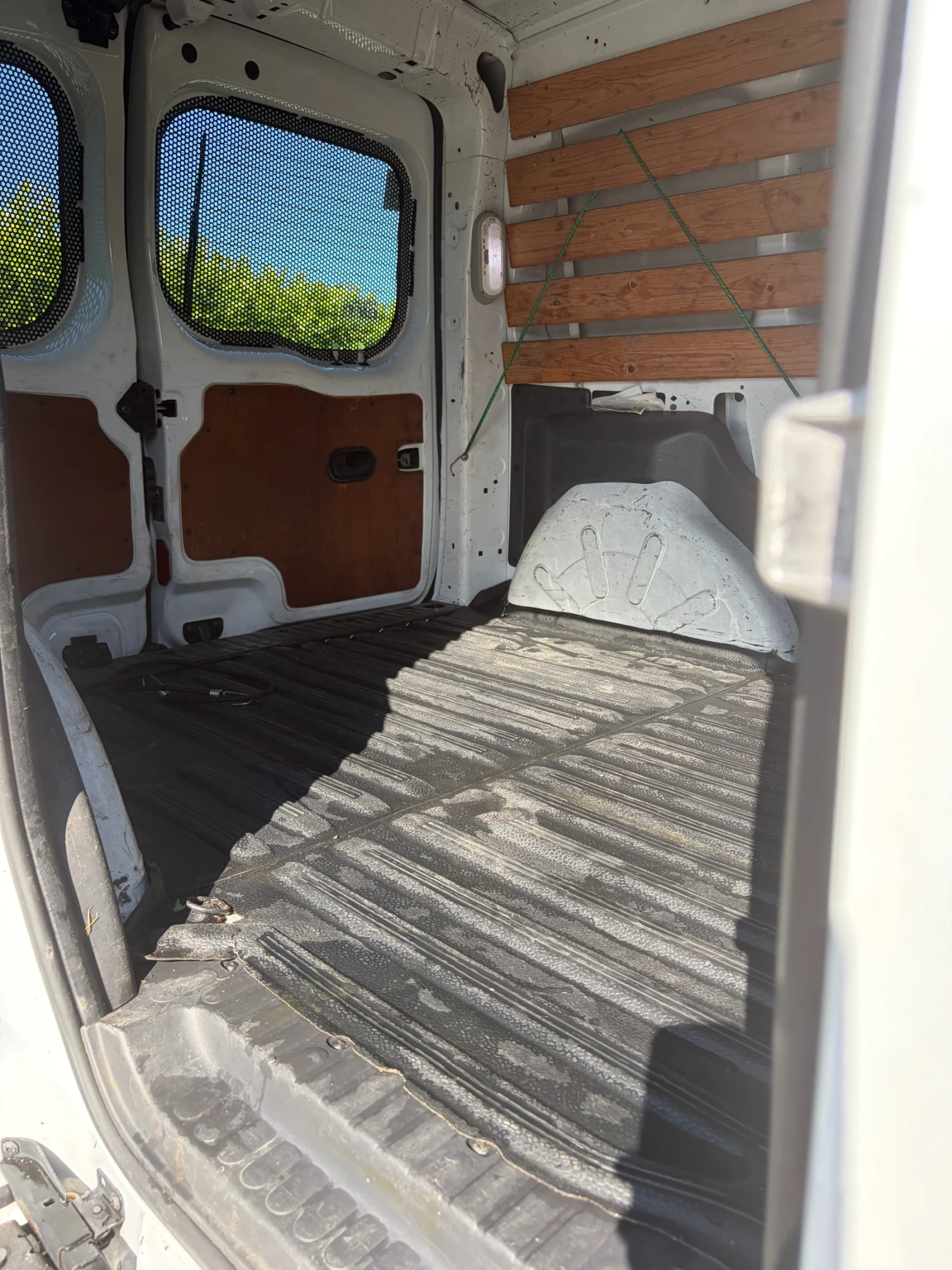 Renault Kangoo 1.5dci 68k.s, снимка 11 - Автомобили и джипове - 55565812