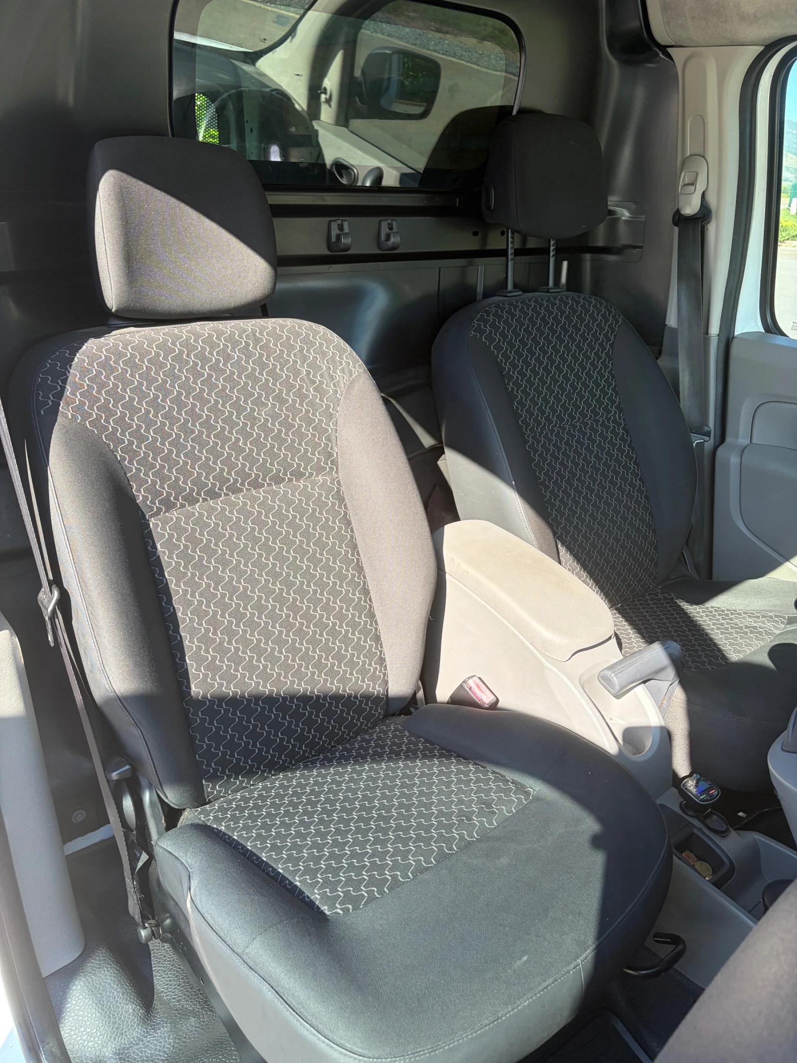 Renault Kangoo 1.5dci 68k.s, снимка 9 - Автомобили и джипове - 55565812