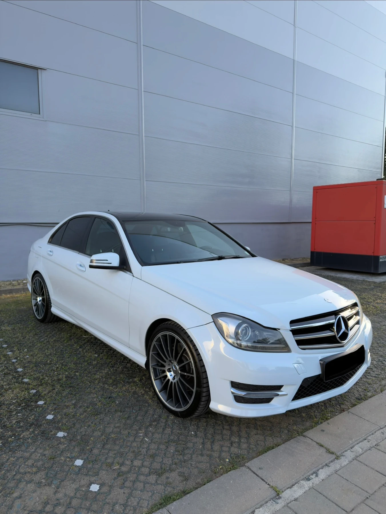 Mercedes-Benz C 350, снимка 3 - Автомобили и джипове - 55588569