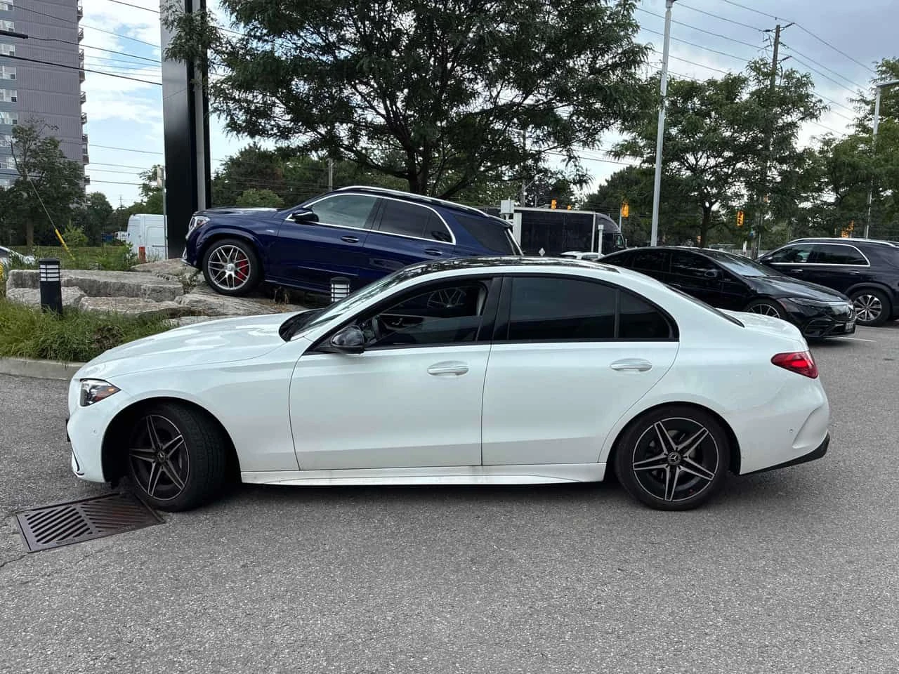 Mercedes-Benz C 300 * CARFAX * ЦЕНА ДО БГ, снимка 2 - Автомобили и джипове - 55608208