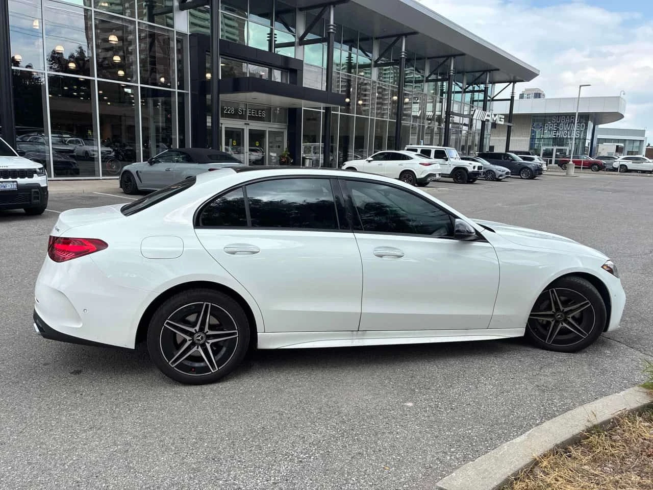 Mercedes-Benz C 300 * CARFAX * ЦЕНА ДО БГ, снимка 4 - Автомобили и джипове - 55608208