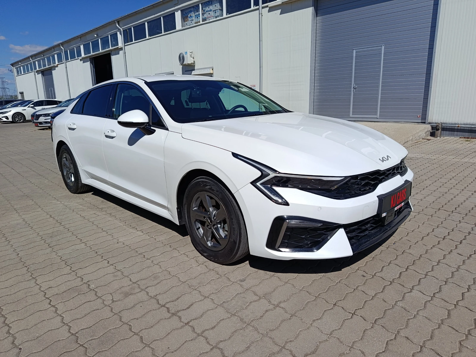 Kia K5 2.0 MPI, снимка 8 - Автомобили и джипове - 55789669