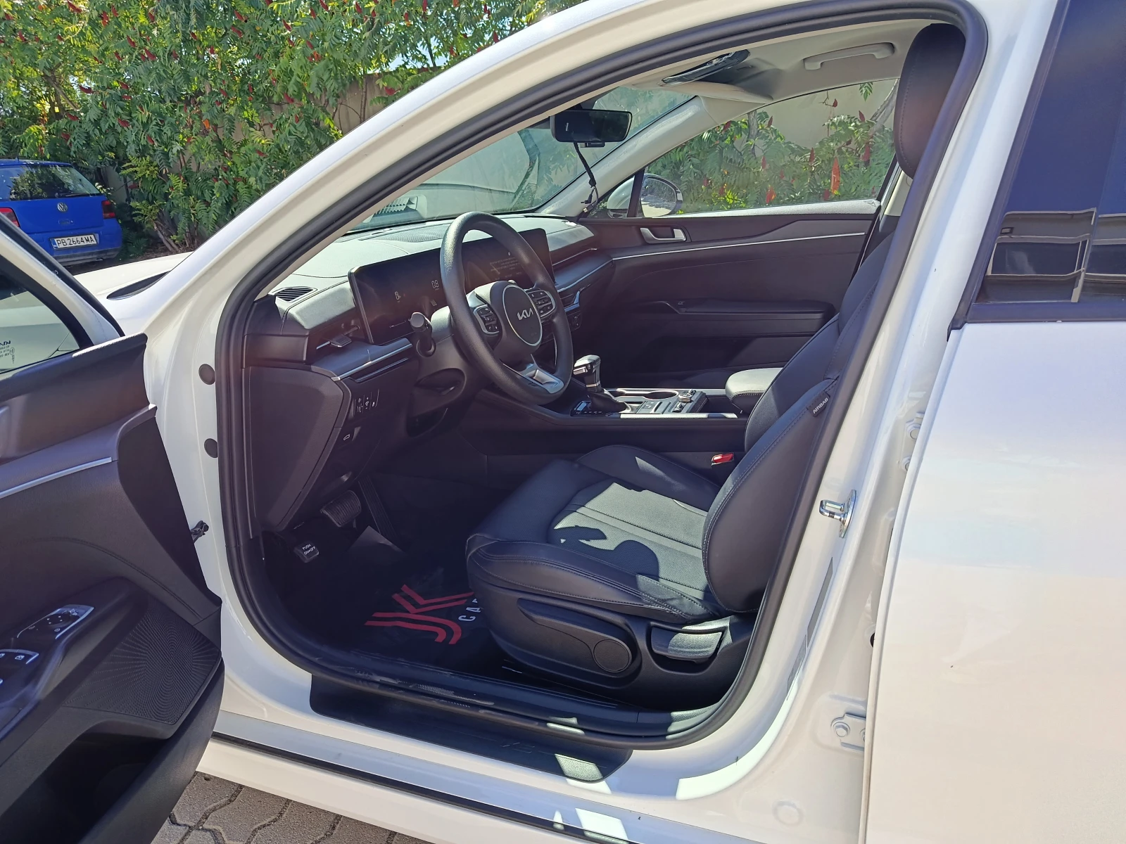 Kia K5 2.0 MPI, снимка 11 - Автомобили и джипове - 55789669