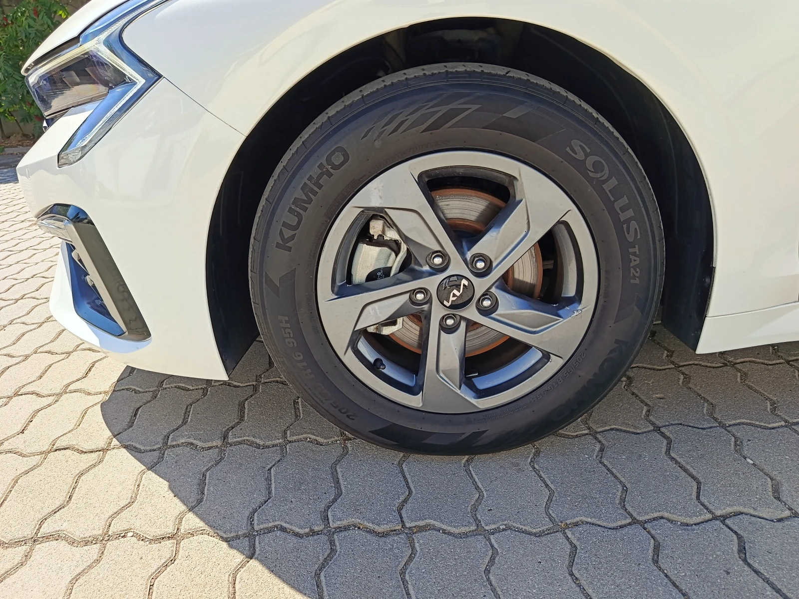 Kia K5 2.0 MPI, снимка 17 - Автомобили и джипове - 55789669