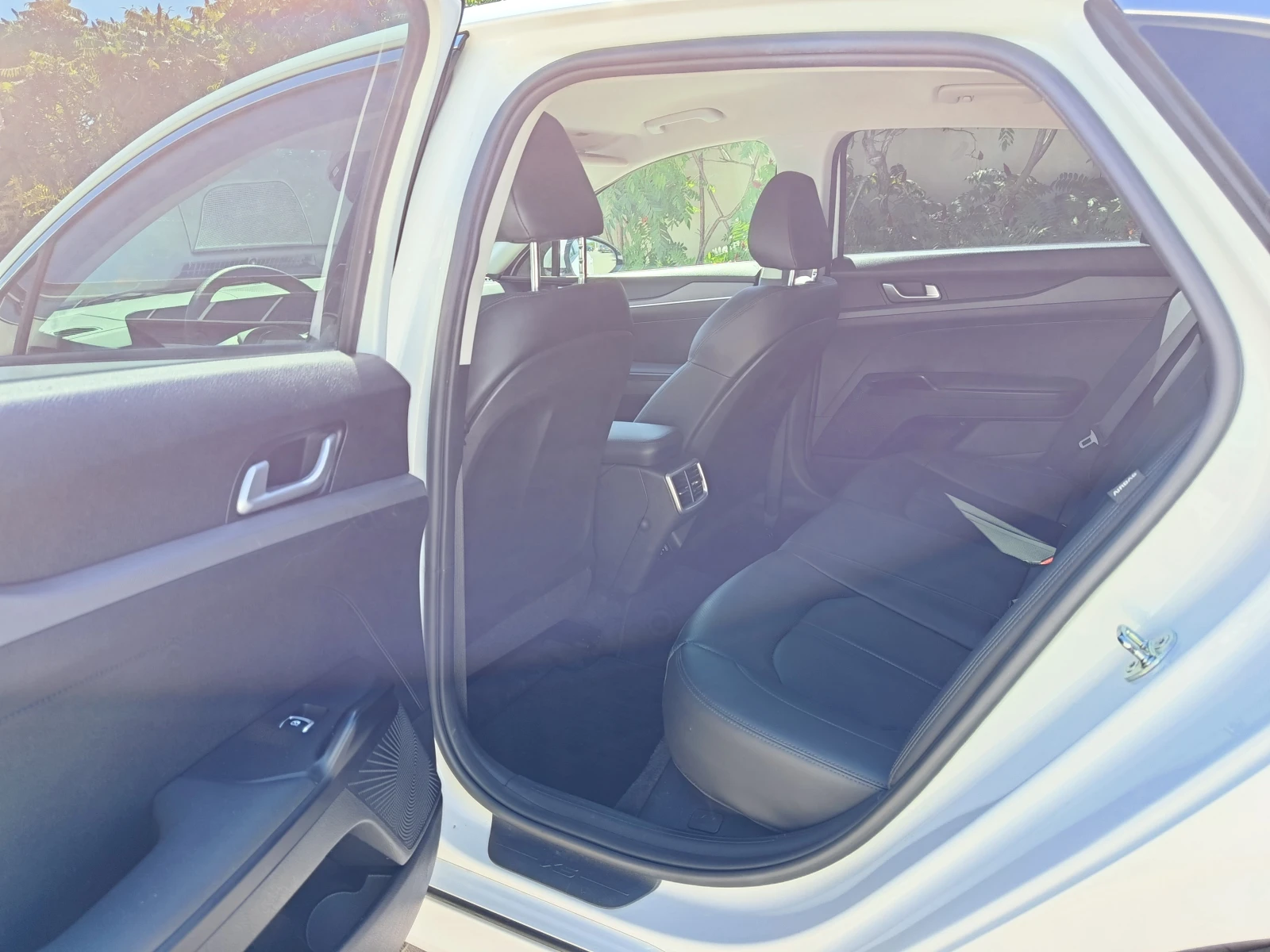 Kia K5 2.0 MPI, снимка 13 - Автомобили и джипове - 55789669