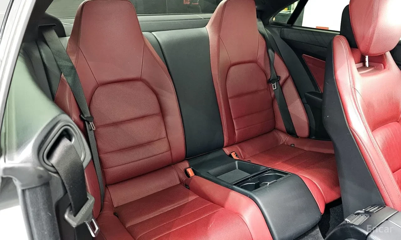 Mercedes-Benz E 200 COUPE , снимка 8 - Автомобили и джипове - 56104696