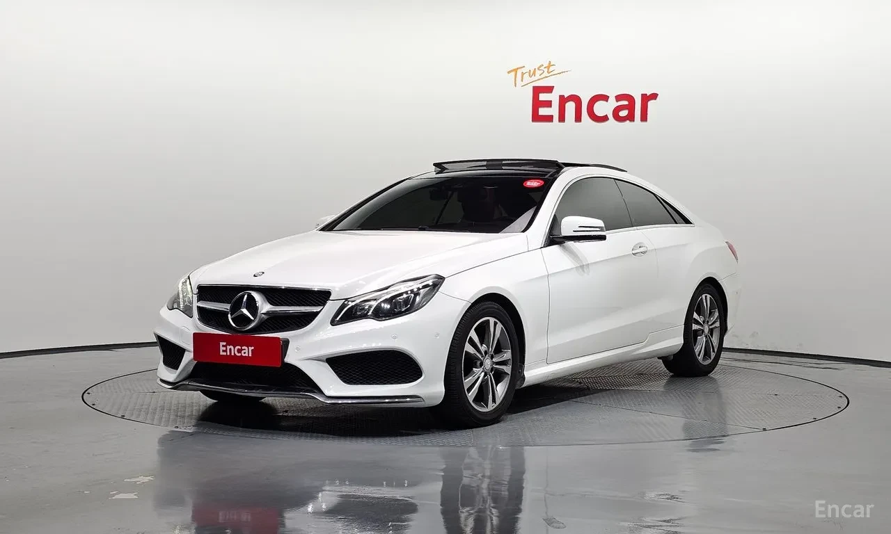 Mercedes-Benz E 200 COUPE 