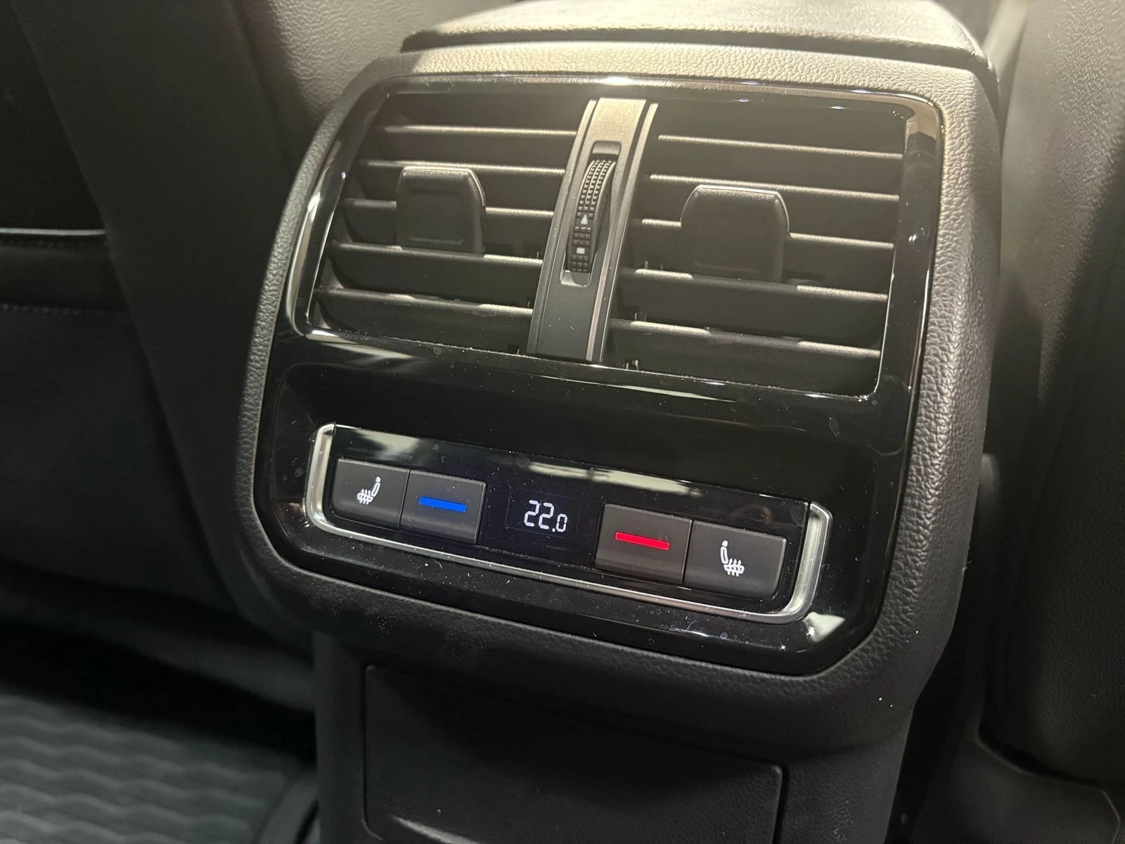VW Arteon TSI 150 | DSG7 | Elegance , снимка 16 - Автомобили и джипове - 56150114