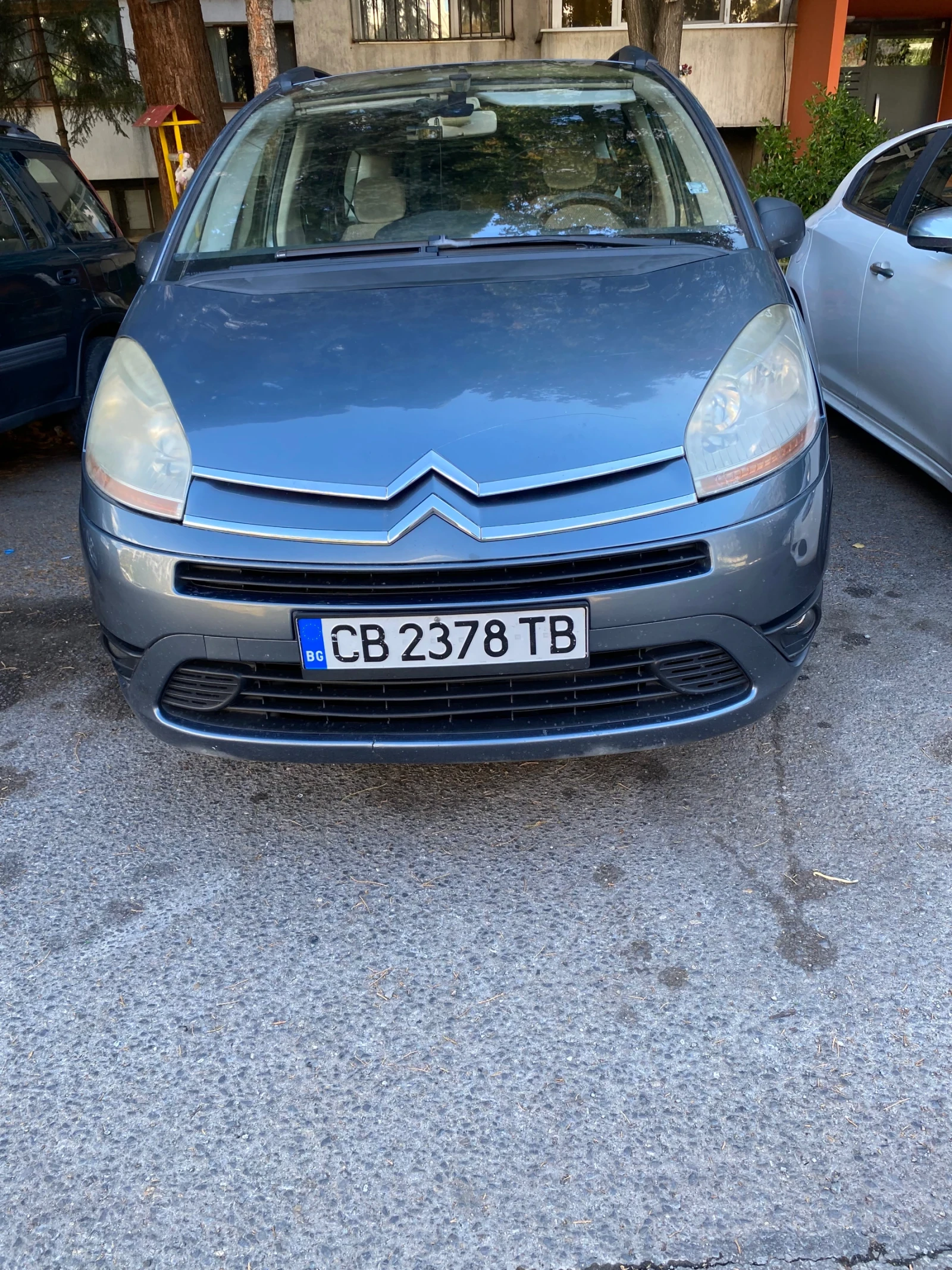 Citroen Grand C4 Picasso, снимка 7 - Автомобили и джипове - 56330345