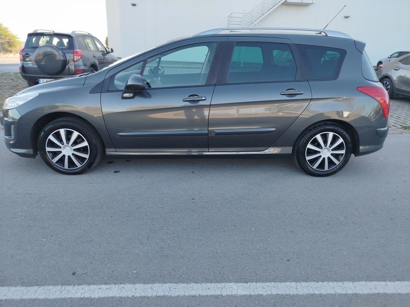 Peugeot 308 2.0HDI-140кс.6+ 1места, снимка 3 - Автомобили и джипове - 56340462