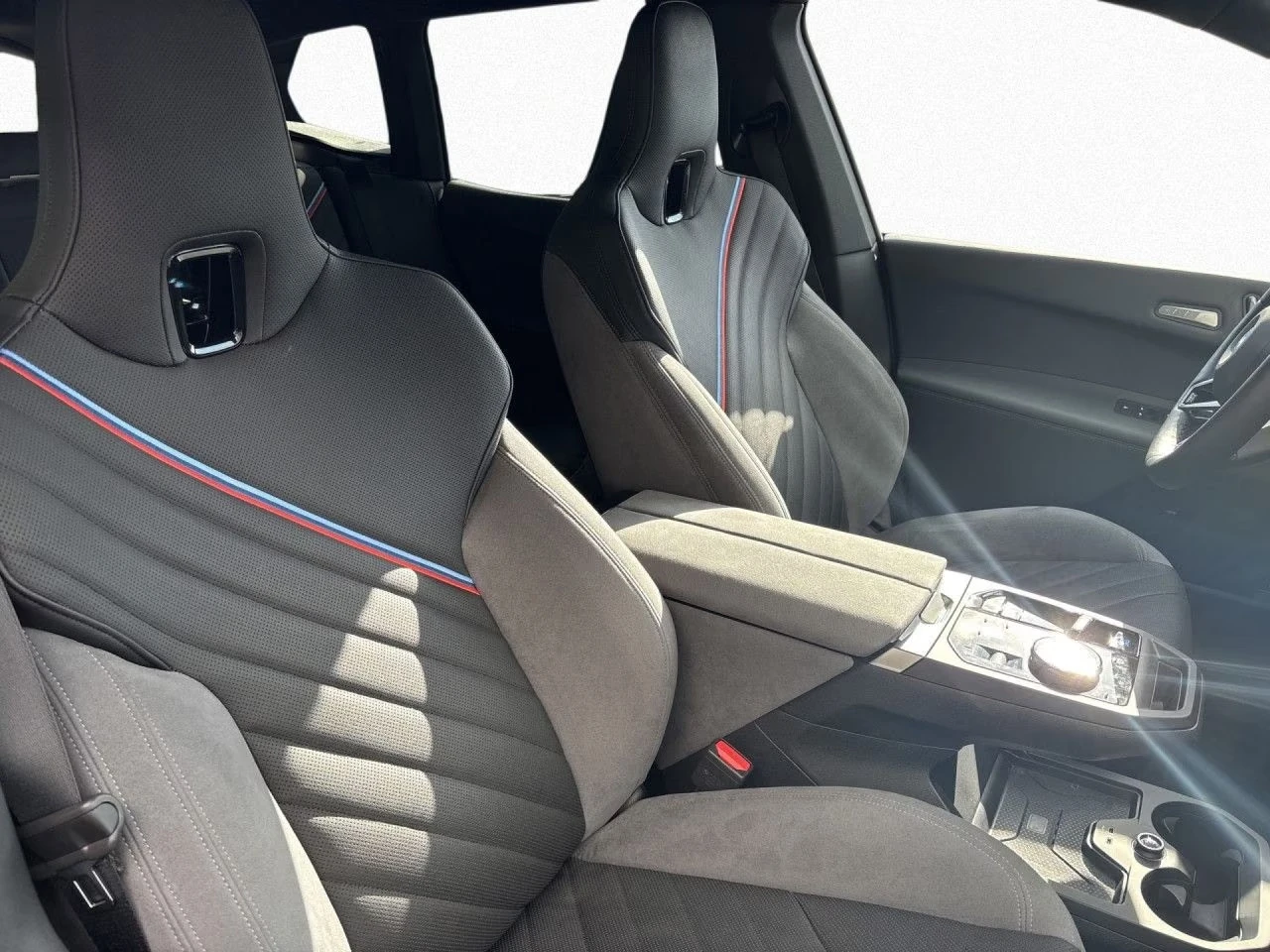 BMW iX 45 XDRIVE M-SPORT H/K ICONIC-GLOW 360-CAM | Mobile.bg � ����������� 8