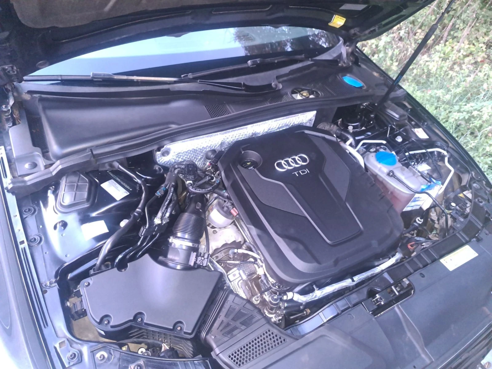 Audi A4 2.0 TDI S-Line Euro 6//Ad Blue\\ !!!, снимка 11 - Автомобили и джипове - 56541060