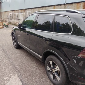 VW Touareg 3.0TDI 8с.к. ZF на пружини - 15500 лв. / 7925.02 € - 84971615 4