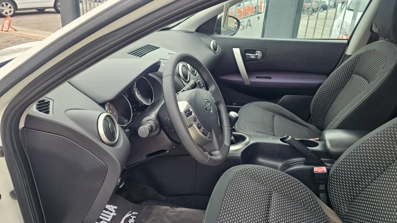 Nissan Qashqai PANORAMA -Kamera-NAVI, снимка 8 - Автомобили и джипове - 49547798