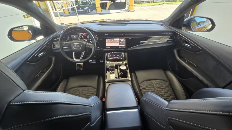 Audi RSQ8 CARBON PACK#CERAMIC#SOFTCL#DISTR#B&O#AKRAPOVIC, снимка 9 - Автомобили и джипове - 52217316