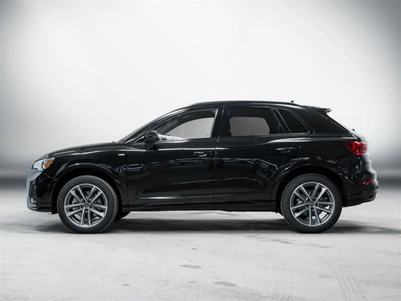 Audi Q3 Premium S Line* 45TFSI* АвтоКредит* (ЦЕНА ДО БГ), снимка 3 - Автомобили и джипове - 52562351