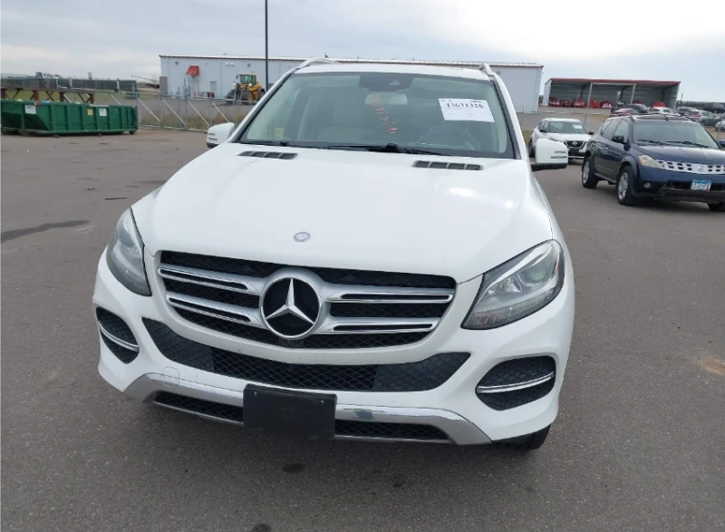 Mercedes-Benz GLE 350 4MATIC* Harman/kardon* ПОДГРЕВ* MULTIBEAM, снимка 2 - Автомобили и джипове - 52817353